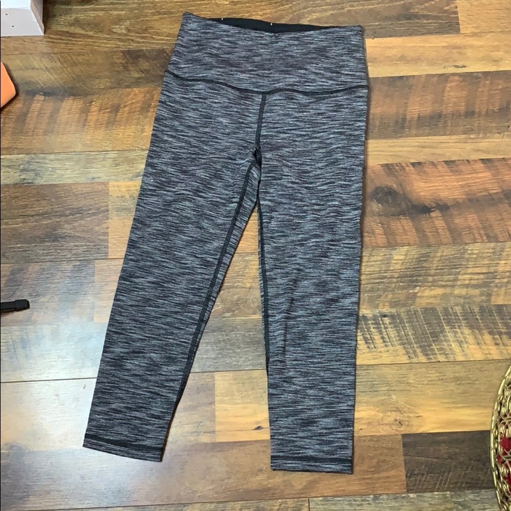 black and grey leggings